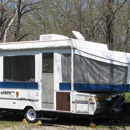 Private Rv Hotel ฮาร์ตฟอร์ด ภายนอก รูปภาพ