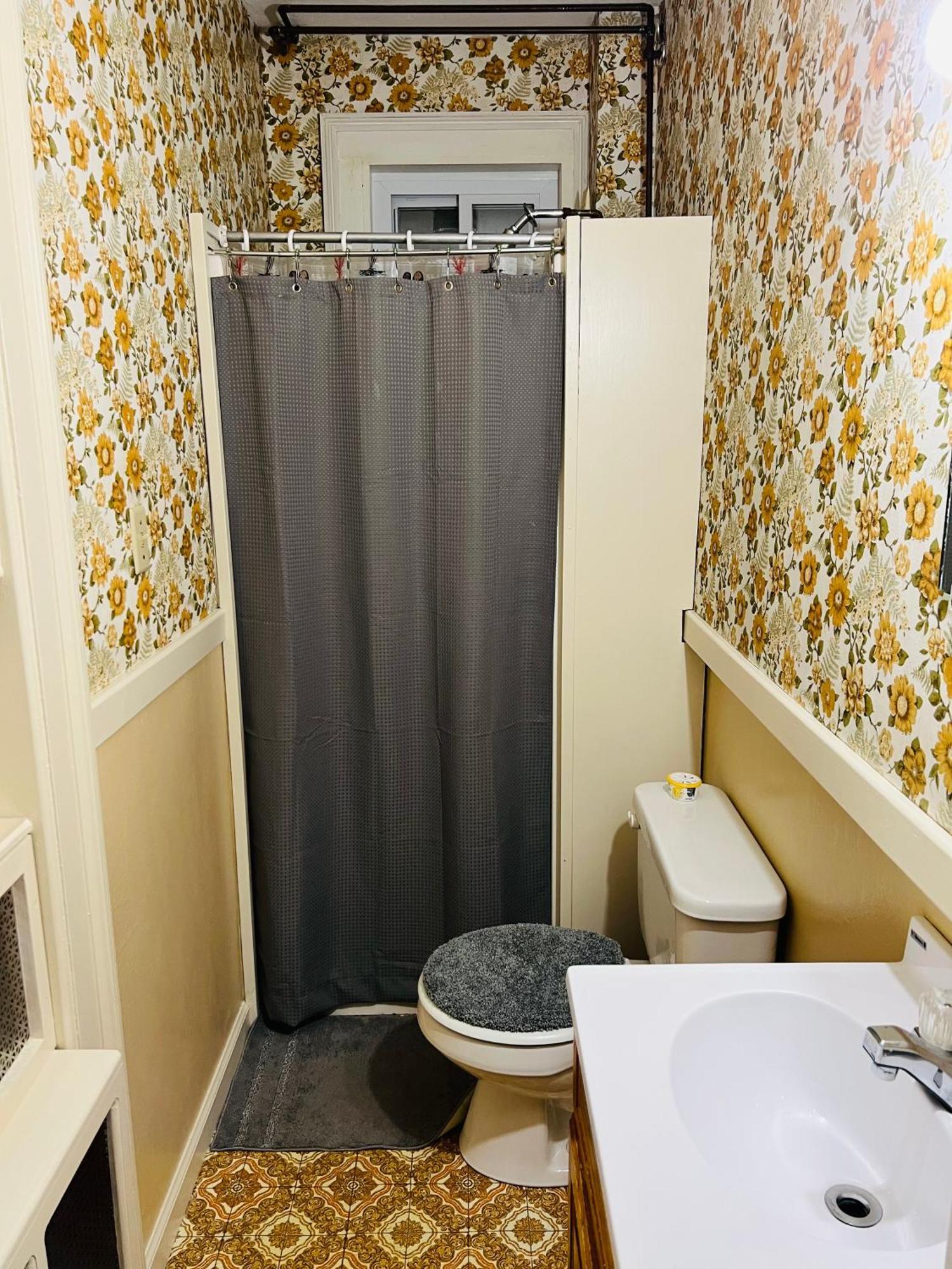Private Rv Hotel ฮาร์ตฟอร์ด ภายนอก รูปภาพ